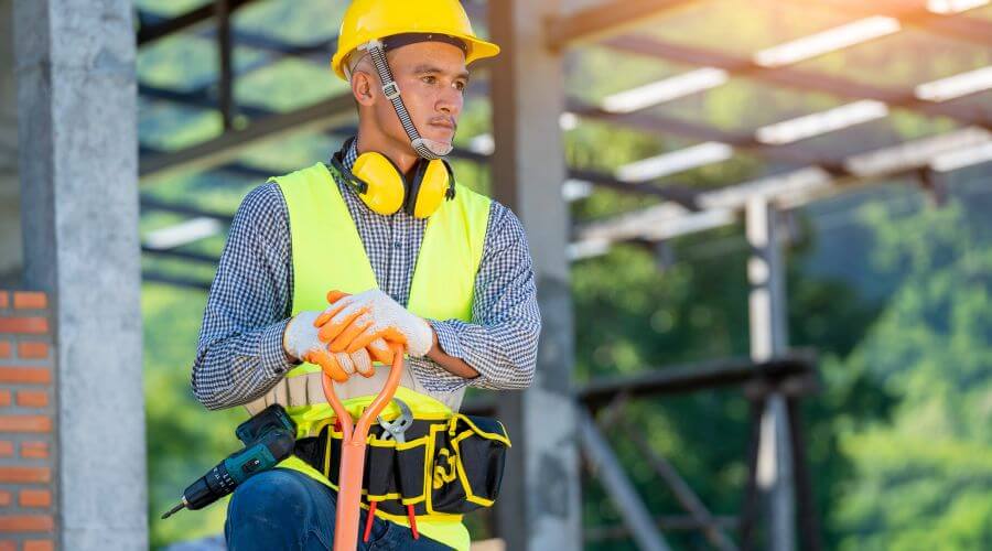 Professional gutter cleaning in Kalaheo, HI